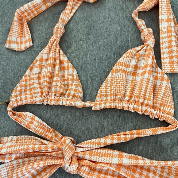 Stone Fox swimsuit top - Picture 3 of 3